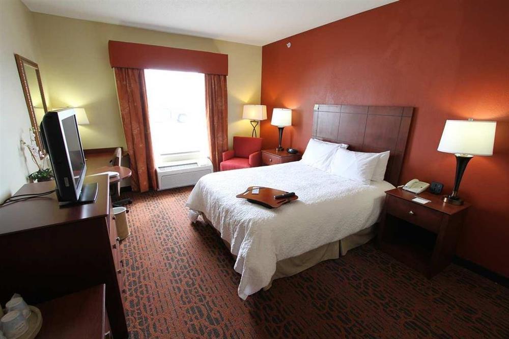 Hampton Inn Keokuk Oda fotoğraf