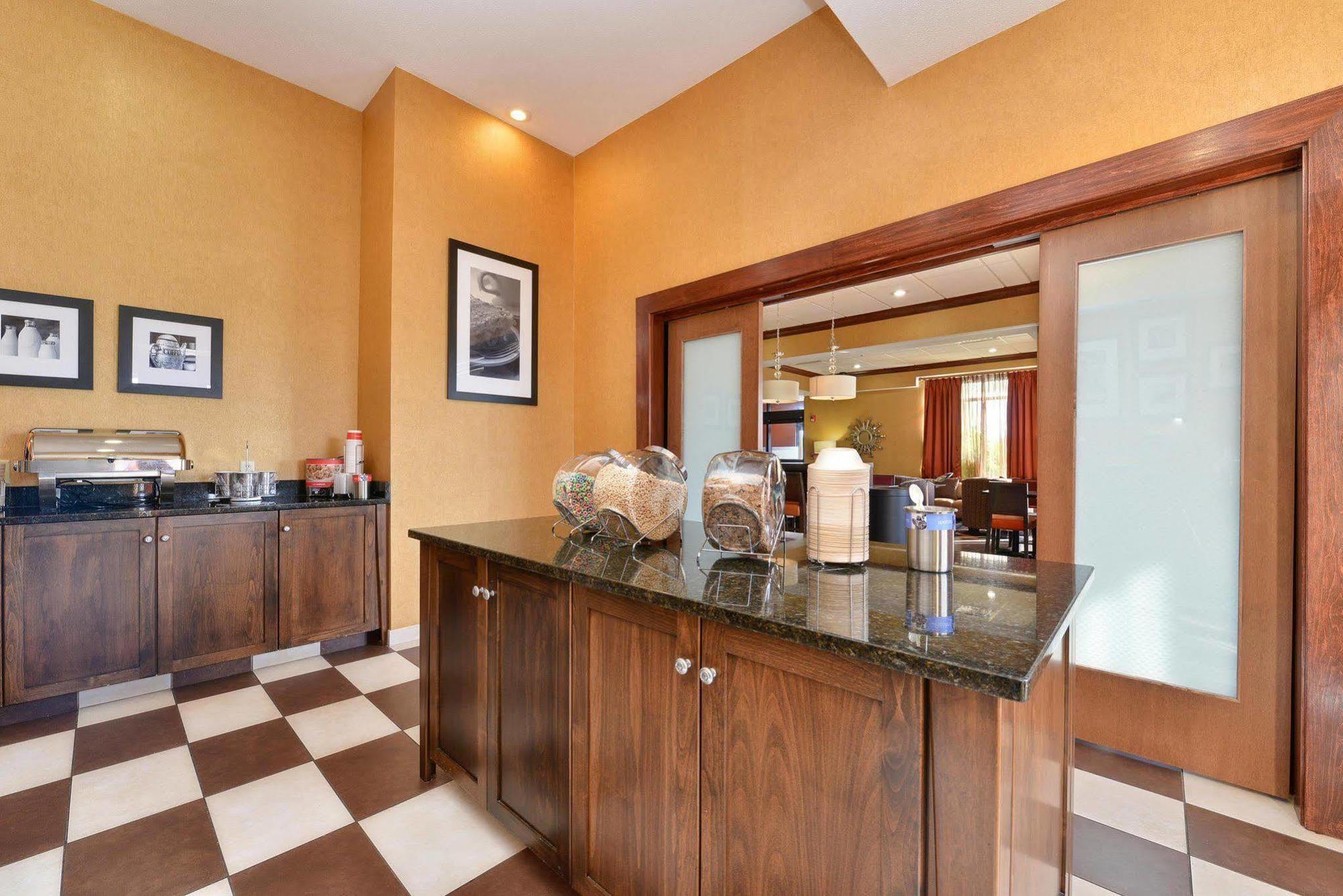 Hampton Inn Keokuk Dış mekan fotoğraf